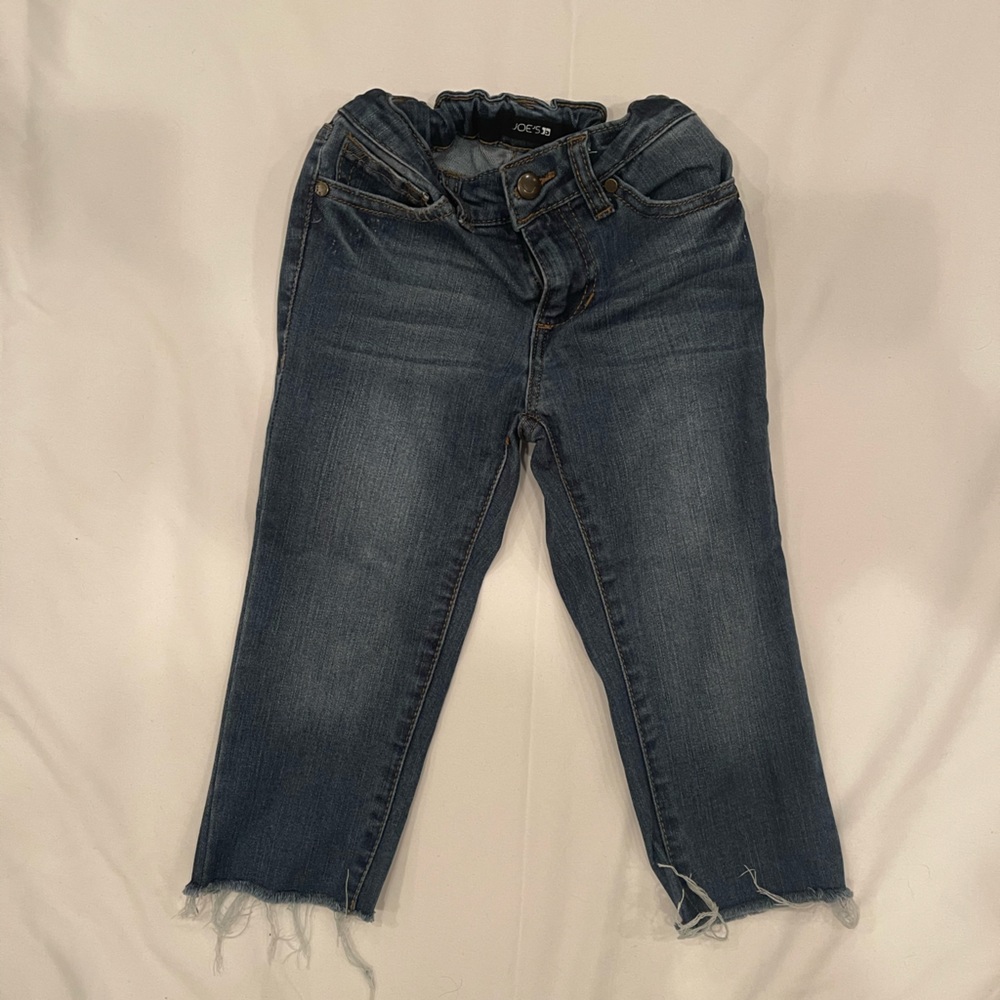 Joe’s jeans. Raw hem. Crop length. Little girls size 5